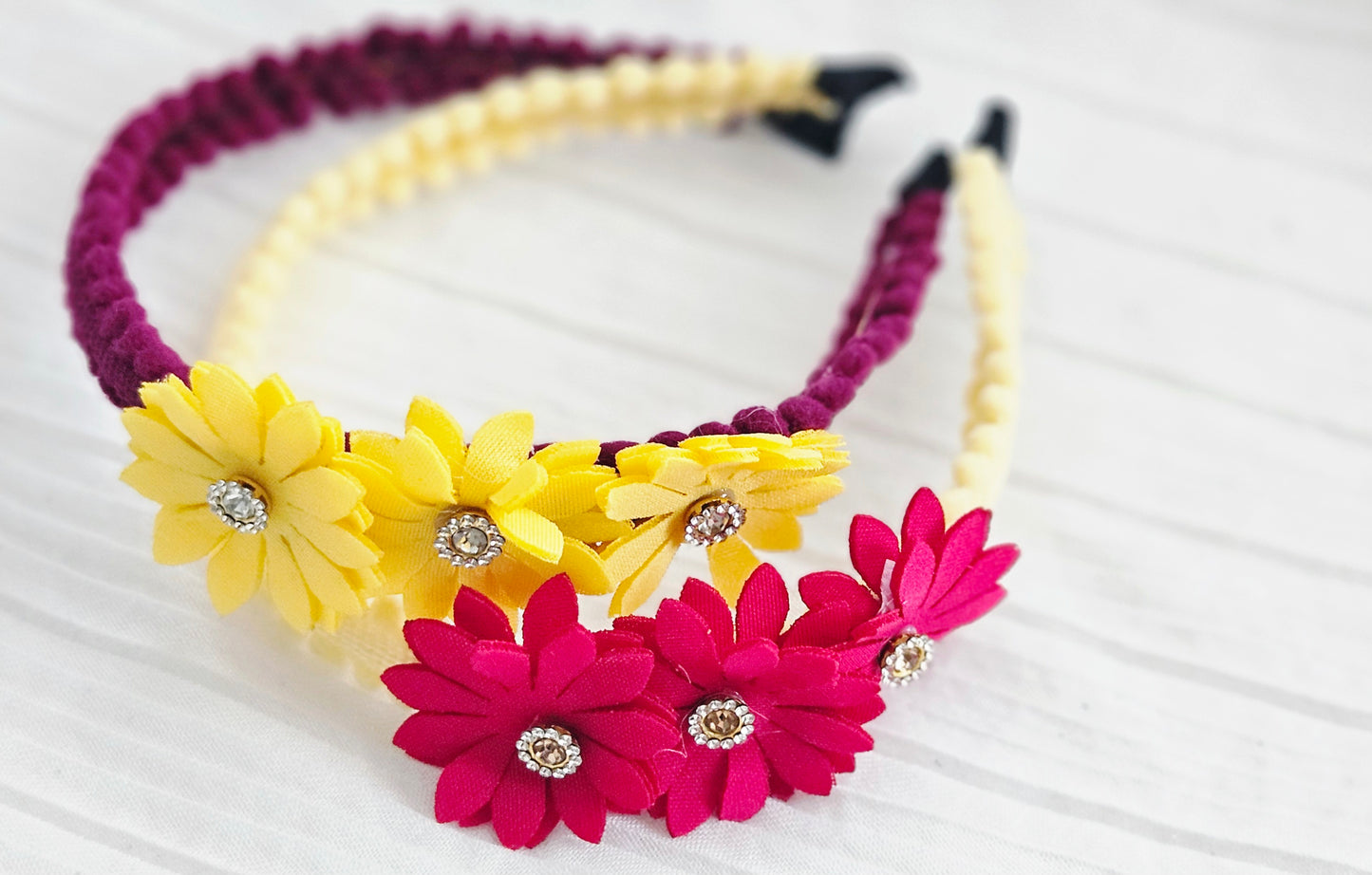 Flower hair bands, 2 variant colours